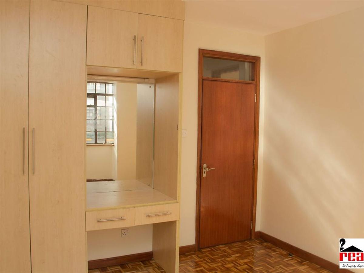 2 Bed Apartment with En Suite in Kilimani - 9