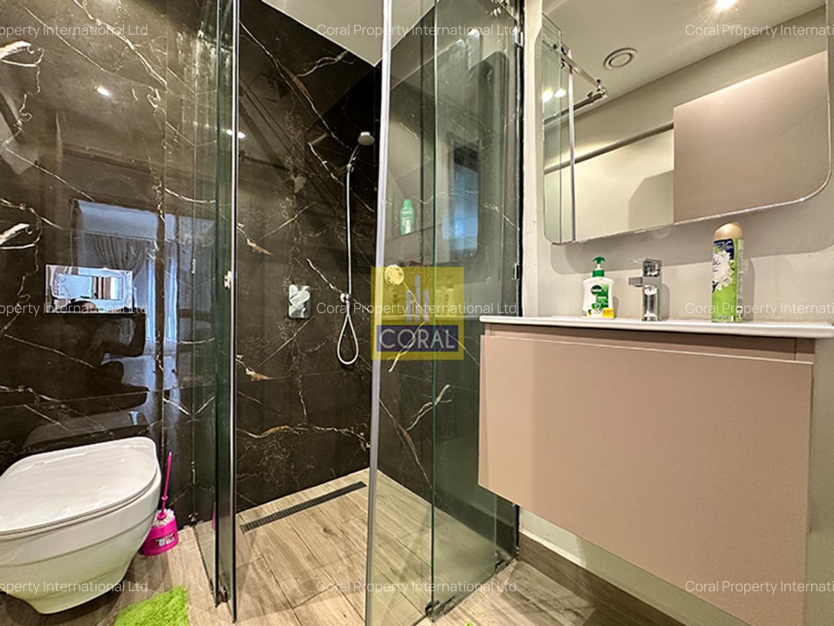 2 Bed Apartment with En Suite in Nyari - 8