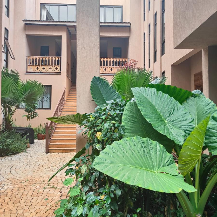 3 Bed Apartment with En Suite at Spring Valley - 19