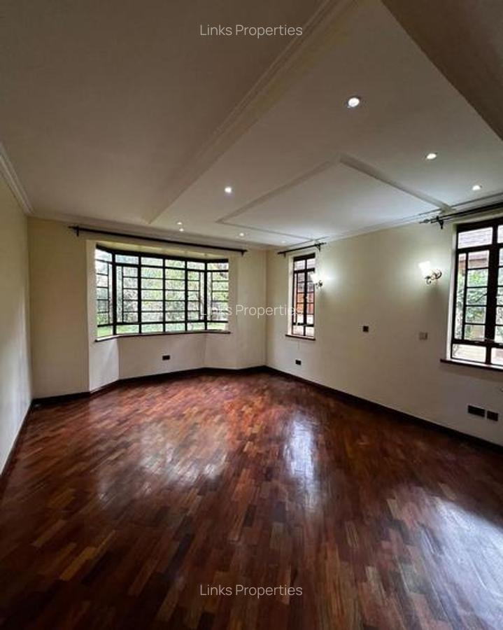 4 Bed Townhouse with En Suite at Karen - 19