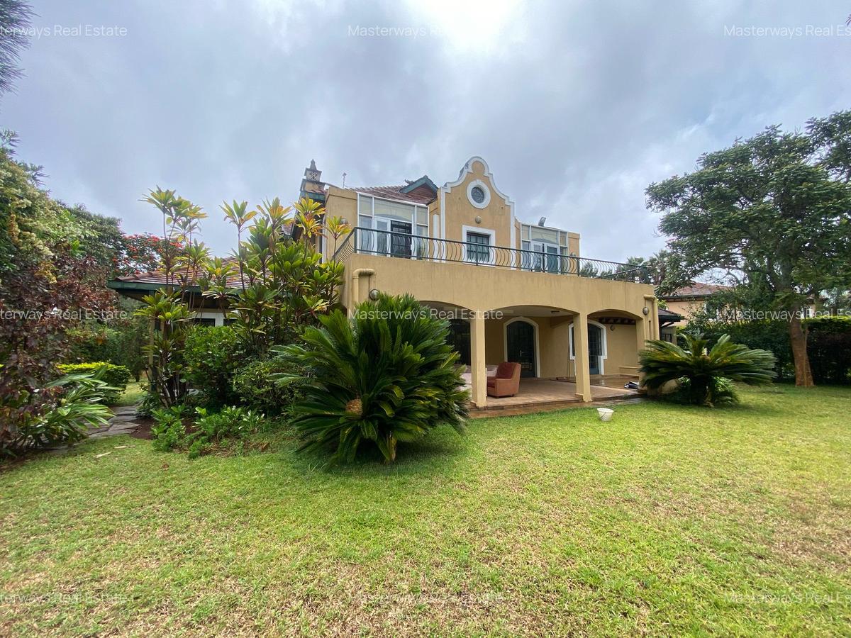 5 Bed Villa with En Suite in Runda - 1