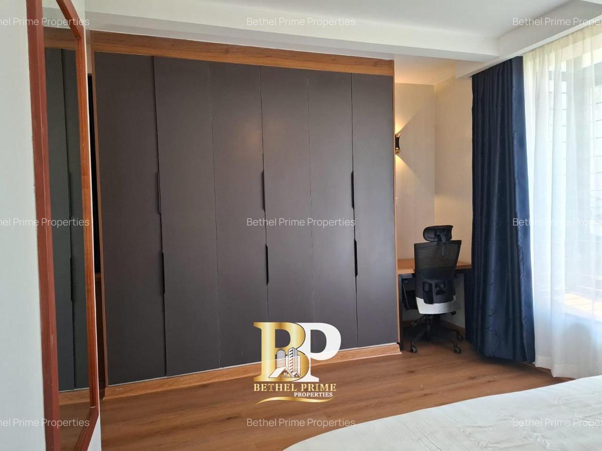 2 Bed House with En Suite in Ridgeways - 10