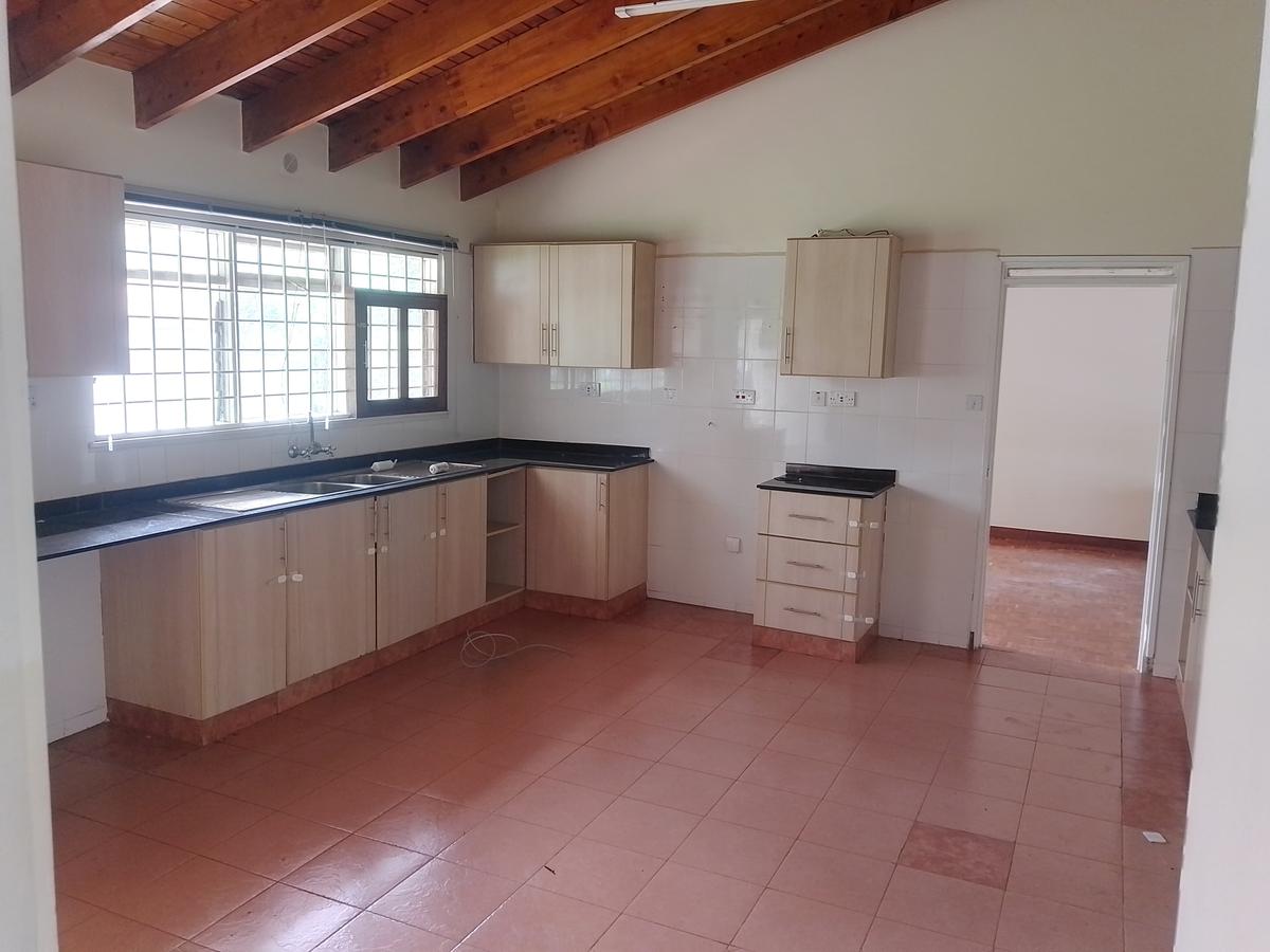 4 Bed Townhouse with Garden in Runda - 16