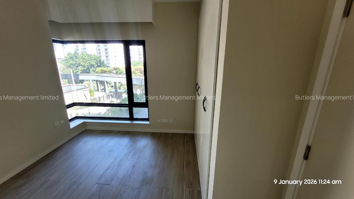 2 Bed Apartment with En Suite in Riverside - 8