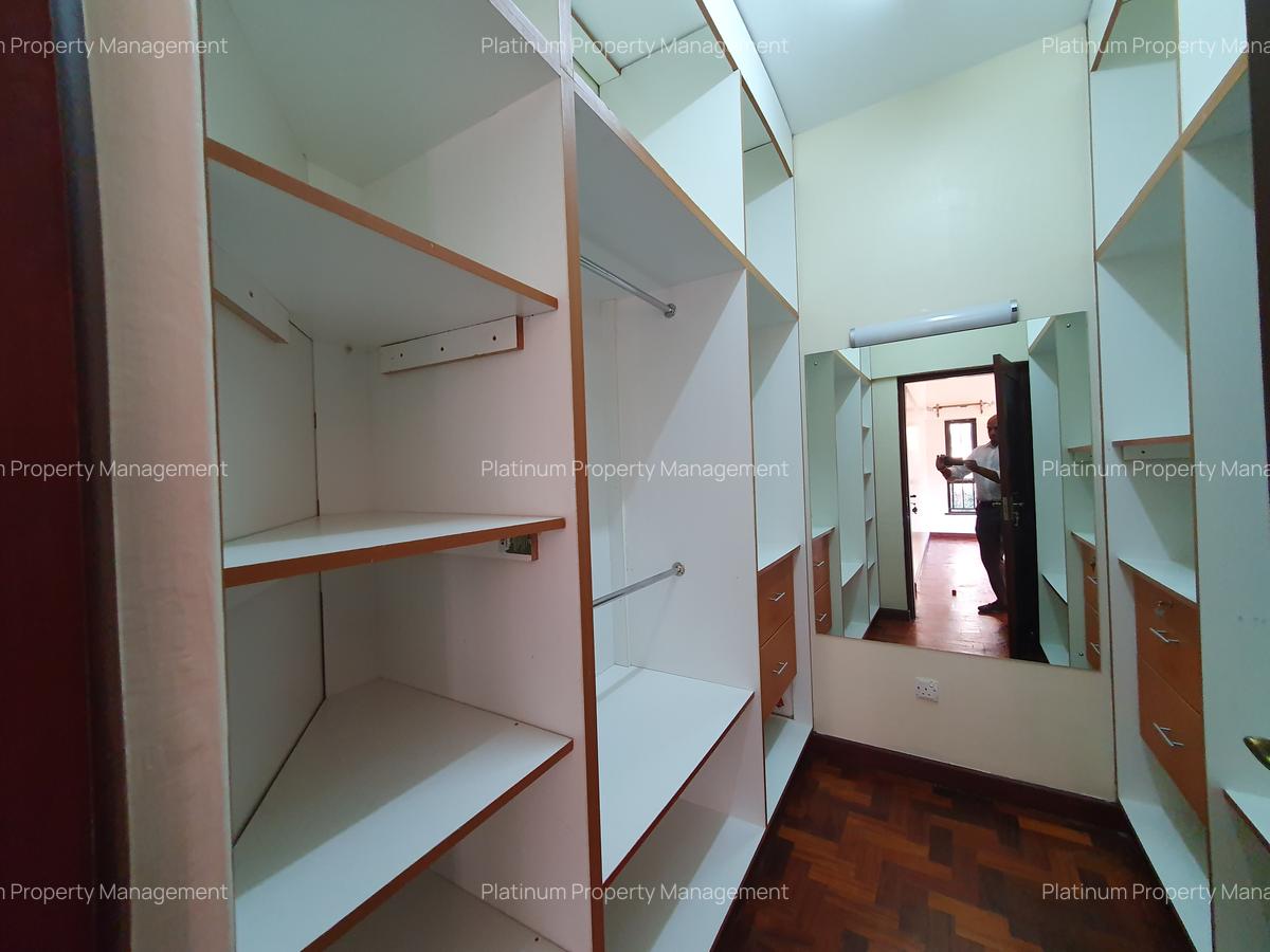 4 Bed Apartment with En Suite at Brookside Gardens - 12