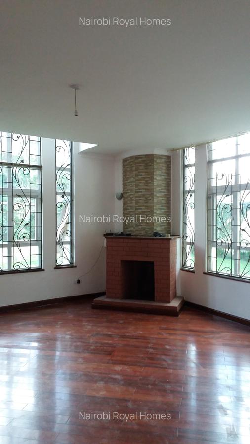 5 Bed Townhouse with En Suite at Convent Drive - 7