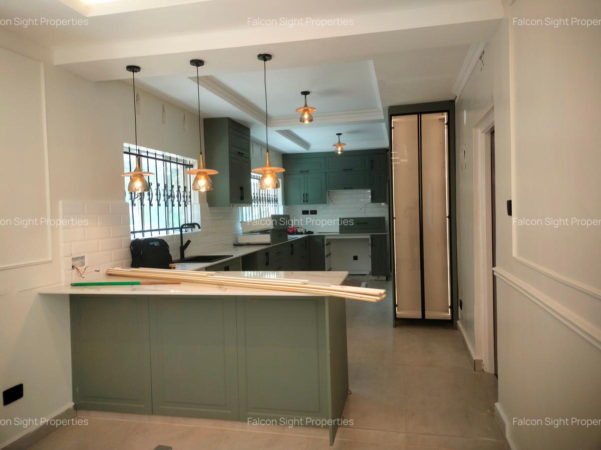 4 Bed Townhouse with Garden at Few Minutes Drive To Gigiri And Roslyn Academy - 11