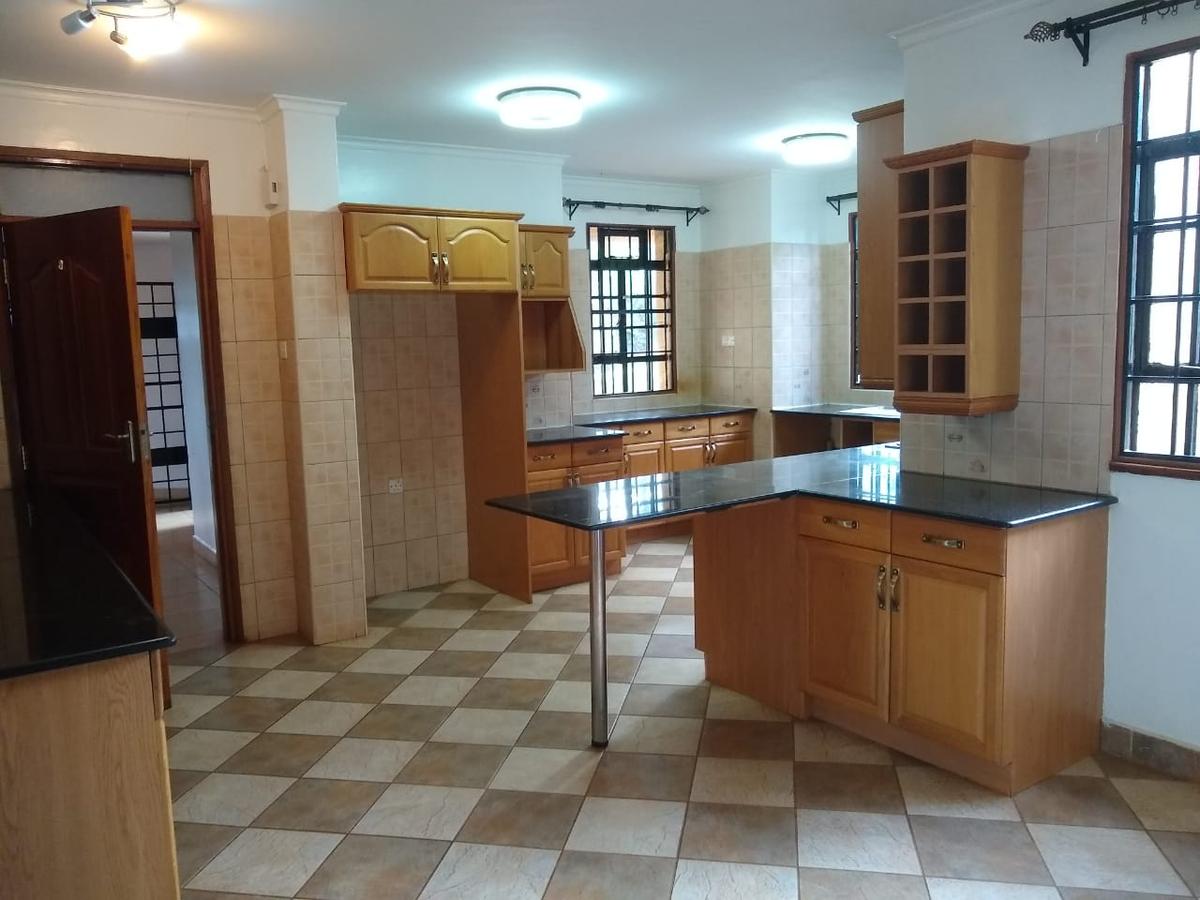 4 Bed Townhouse with En Suite in Runda - 9