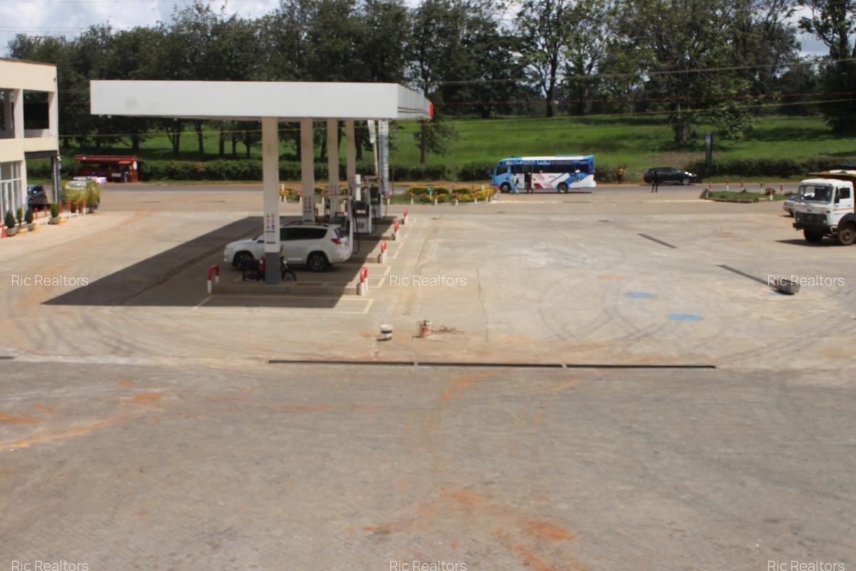 Commercial Property with Parking at Karen - 4