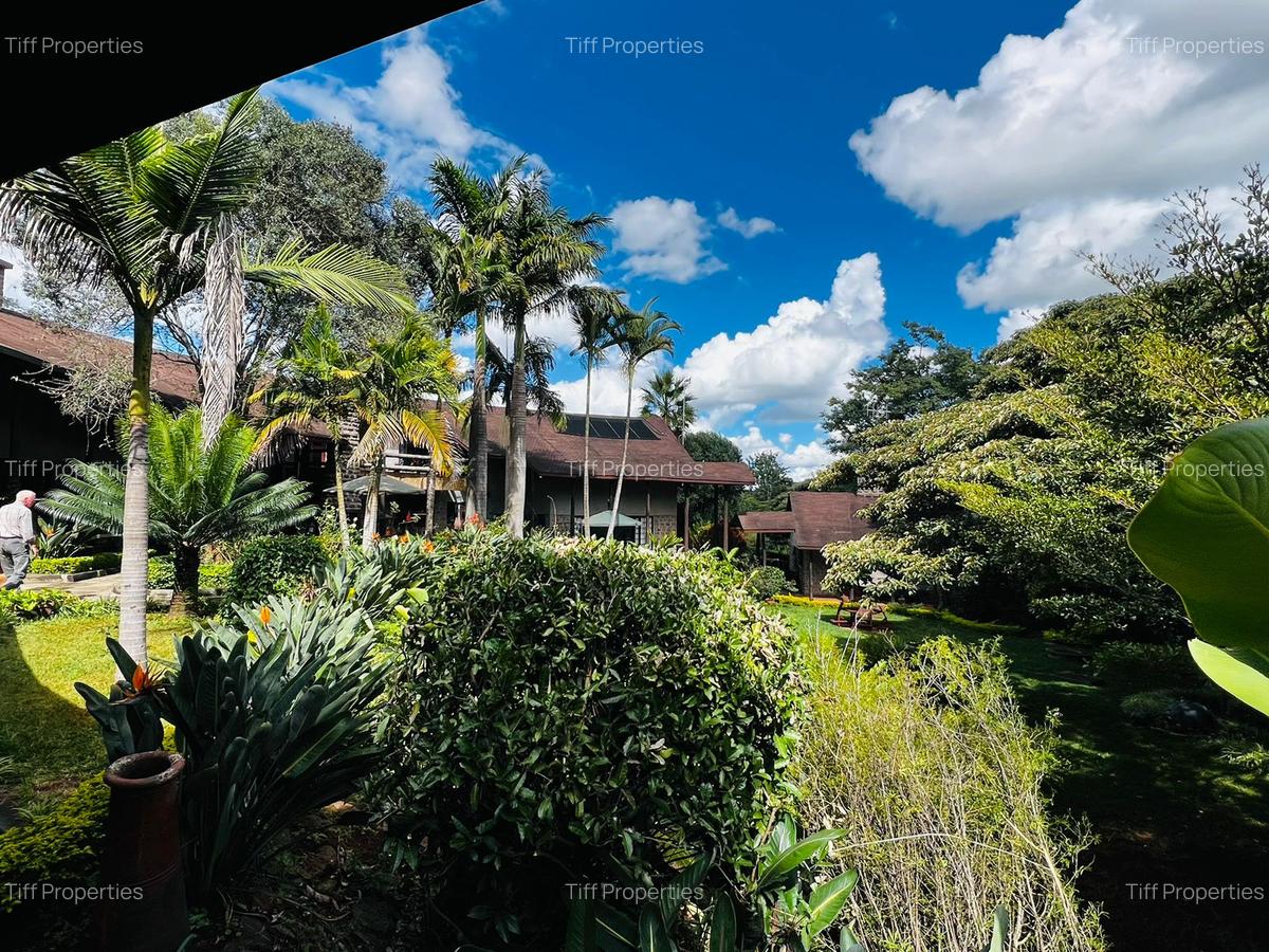 5 Bed House in Karen Hardy - 14