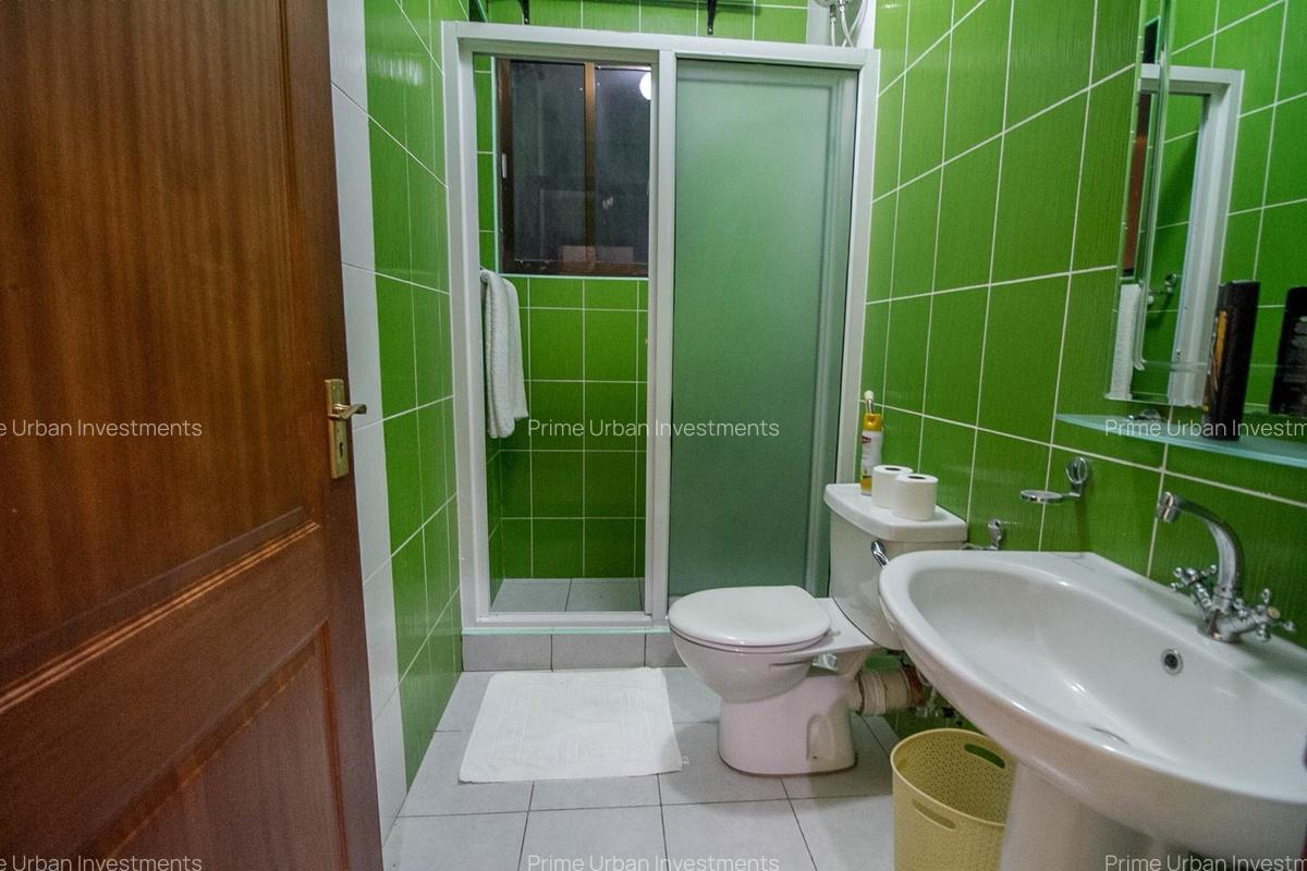 5 Bed House with En Suite in Shanzu - 3