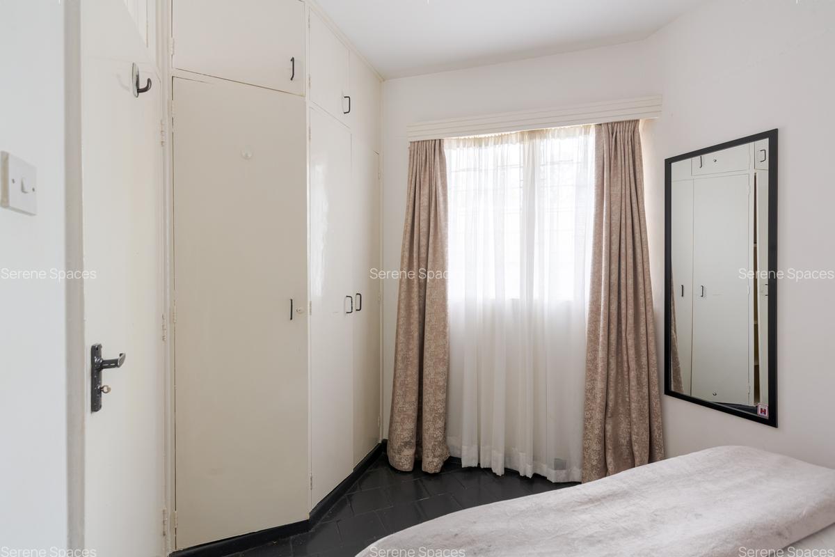 Serviced 1 Bed Apartment with Parking at East Church Road - 18