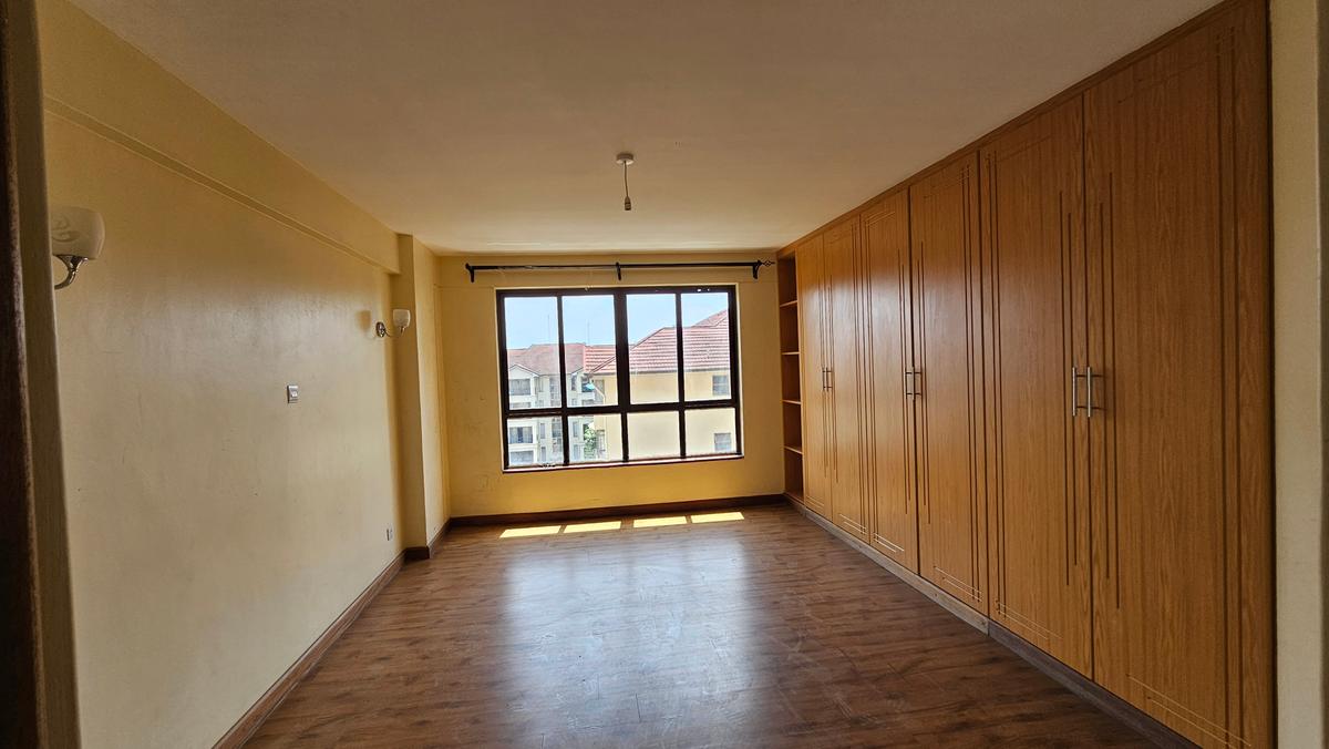 3 Bed Apartment with En Suite at Ole Odume - 14