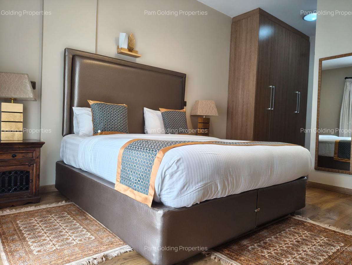 1 Bed Apartment with En Suite in Lavington - 13