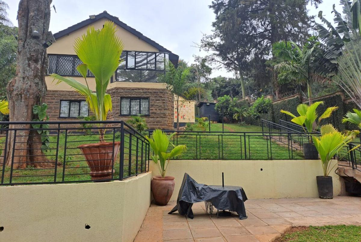 3 Bed House with En Suite at Kyuna - 8