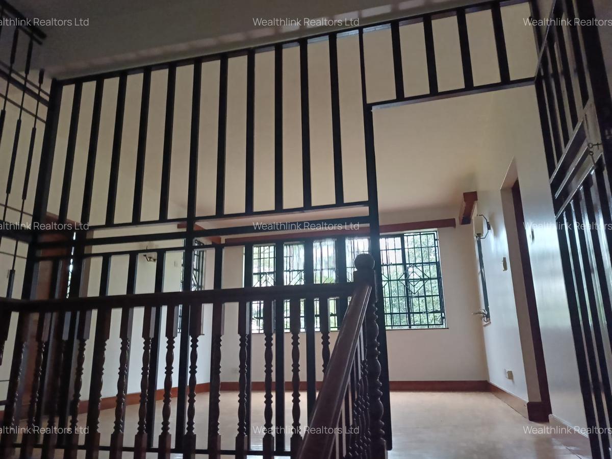 4 Bed Townhouse with En Suite at Runda - 8