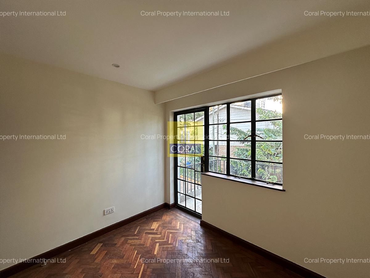4 Bed Townhouse in Parklands - 2