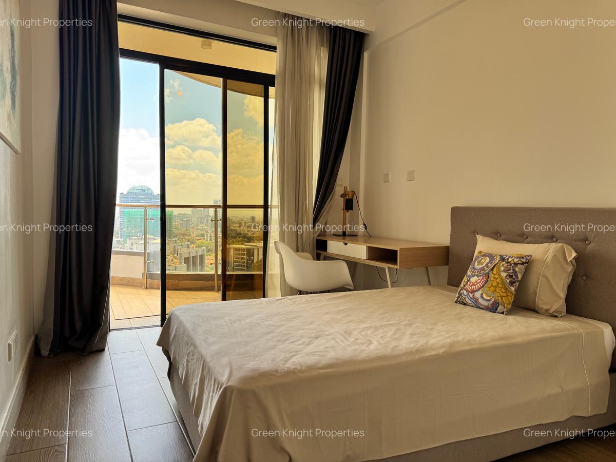 Serviced 2 Bed Apartment with En Suite in Westlands Area - 12