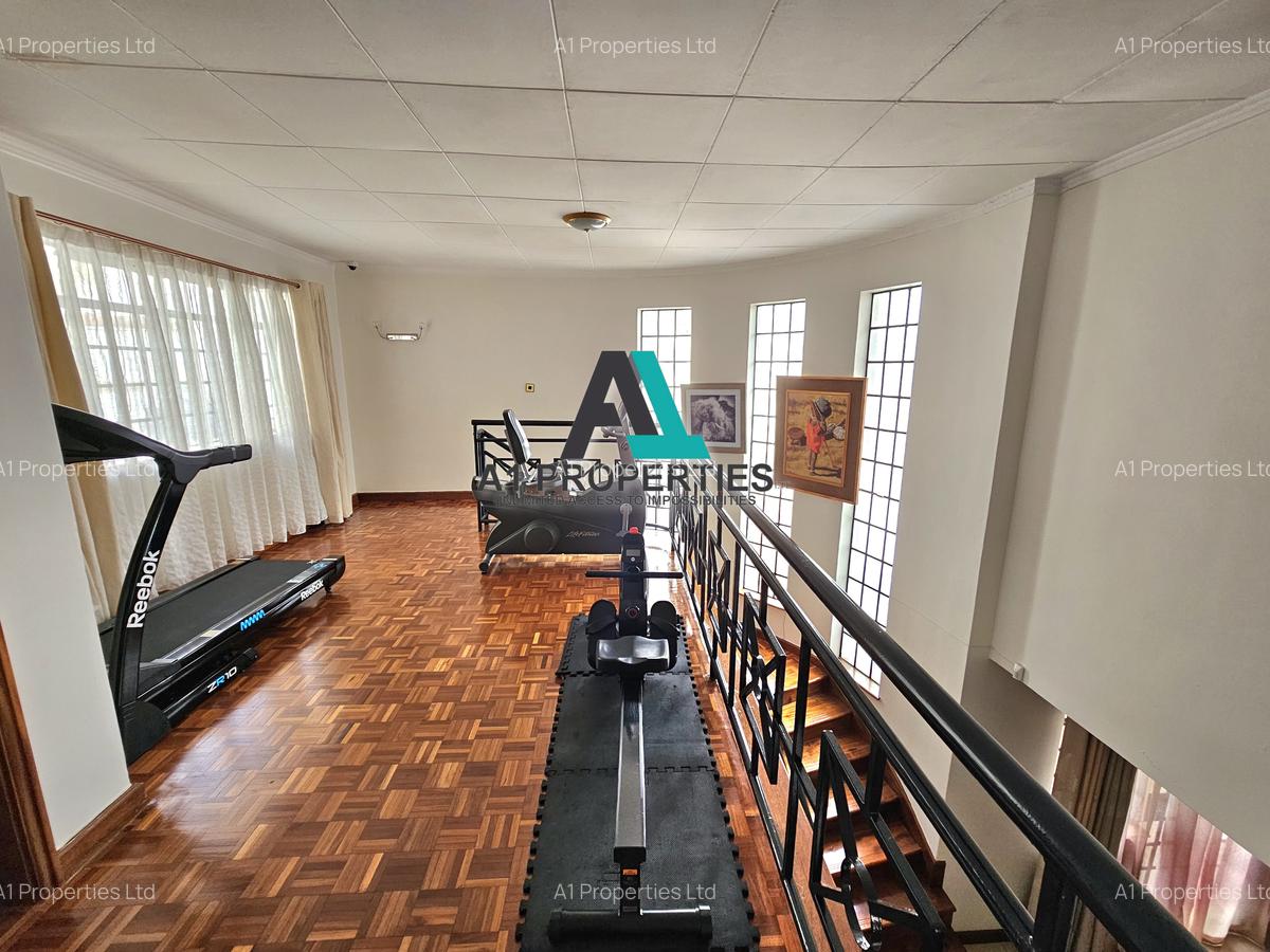 4 Bed Townhouse with En Suite in Lavington - 9