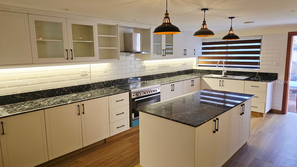 4 Bed House with En Suite in Tigoni - 11