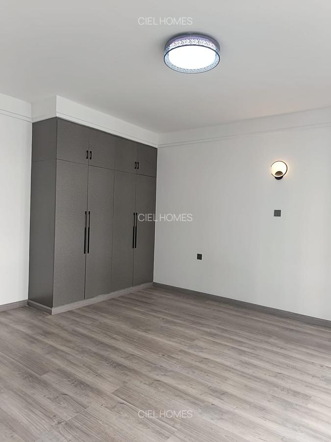 5 Bed Apartment with En Suite at Oloitoktok Road - 13