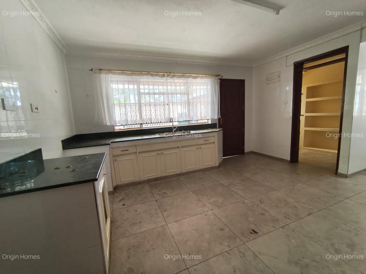 4 Bed House with En Suite at Runda - 16