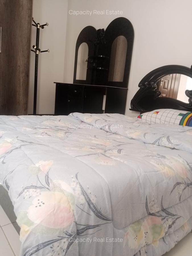 Serviced 2 Bed Apartment with En Suite in Westlands Area - 14