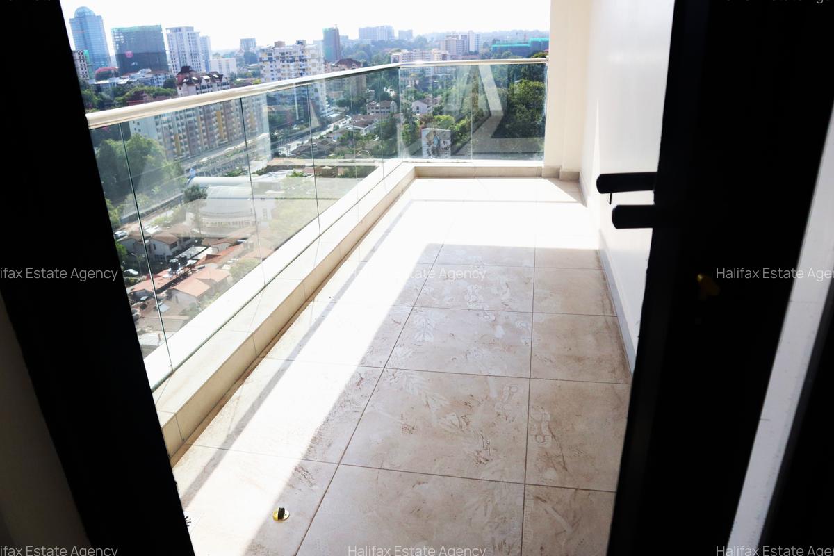 Serviced 3 Bed Apartment with En Suite in Westlands Area - 13