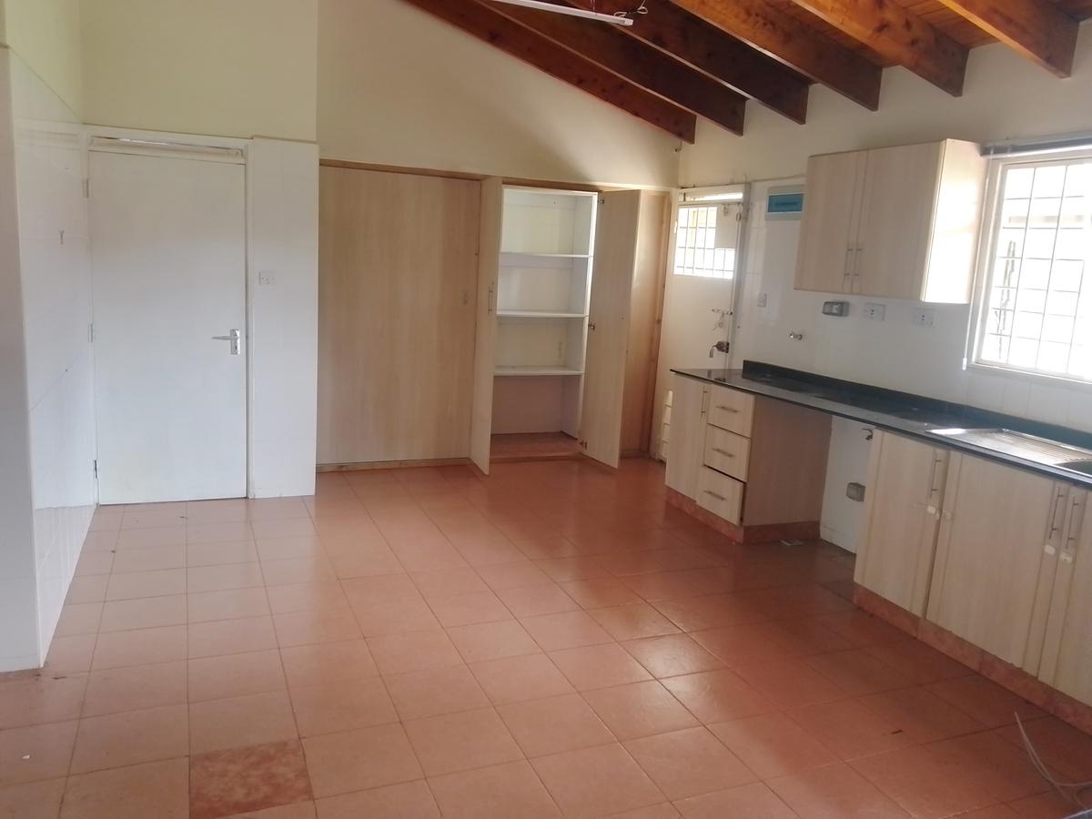 4 Bed Townhouse with Garden in Runda - 10