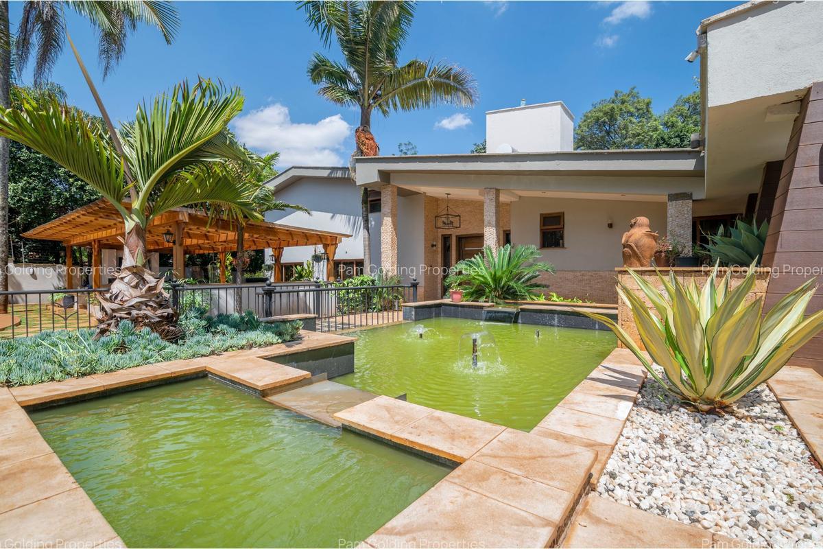 7 Bed House with En Suite in Kyuna - 18