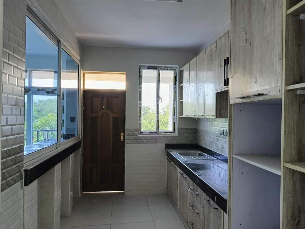 Serviced 3 Bed Apartment with En Suite at Tausi Road - 5