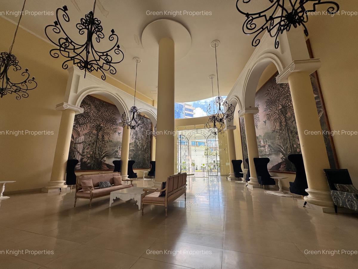 Serviced 2 Bed Apartment with En Suite in Westlands Area - 12