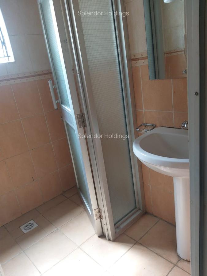 4 Bed Townhouse with En Suite in Lavington - 15