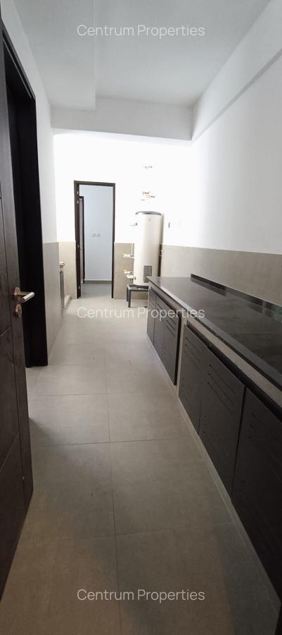 2 Bed Apartment with En Suite at Westlands - 5