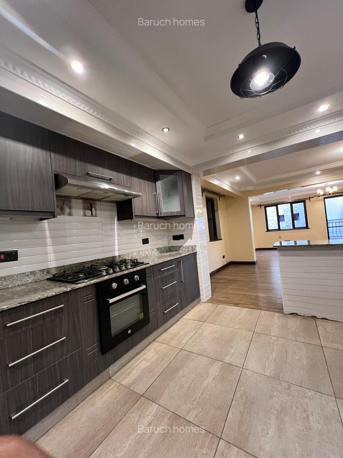 4 Bed Townhouse with En Suite in Lavington - 6