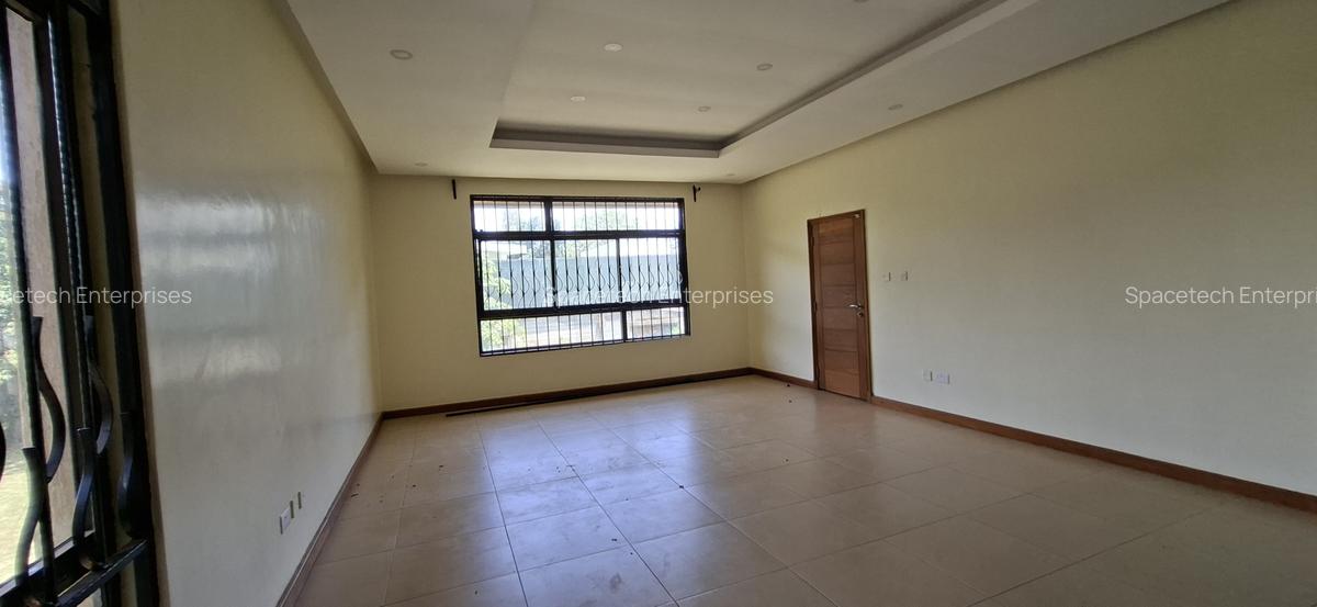 4 Bed Townhouse with En Suite in Runda - 10