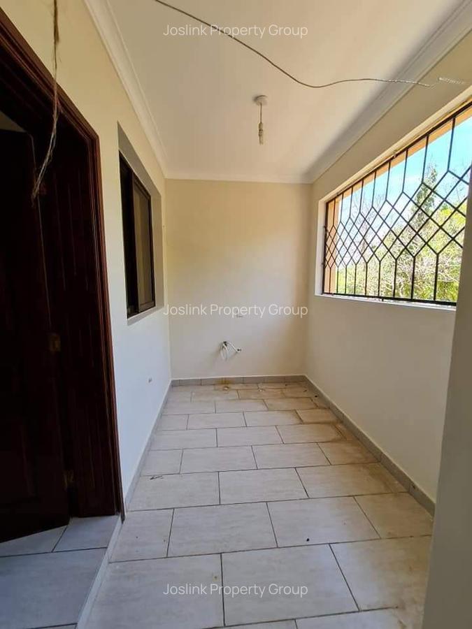 3 Bed Apartment with En Suite at Mt Kenya - 9