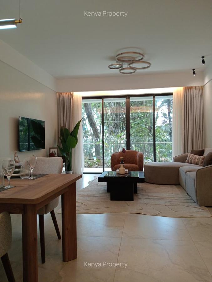 3 Bed Apartment with En Suite at School Groove - 14