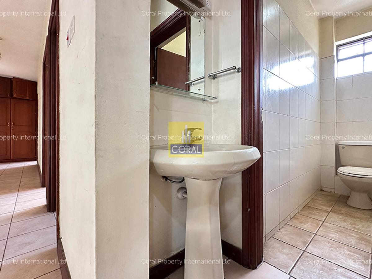 4 Bed Apartment in Westlands Area - 8