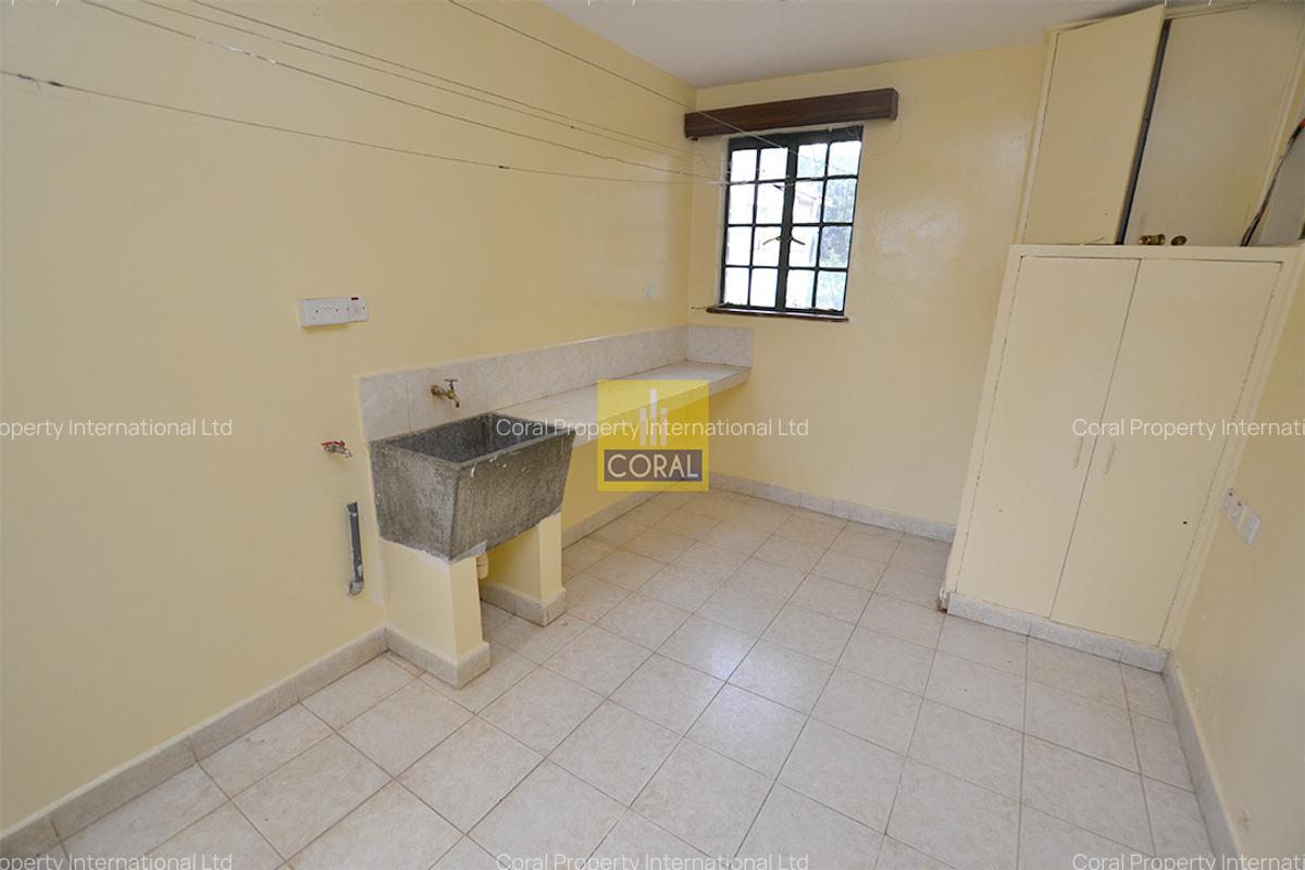 3 Bed Apartment in Rhapta Road - 9