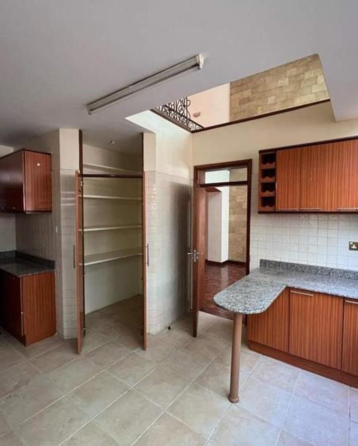 4 Bed House with En Suite in Kileleshwa - 7