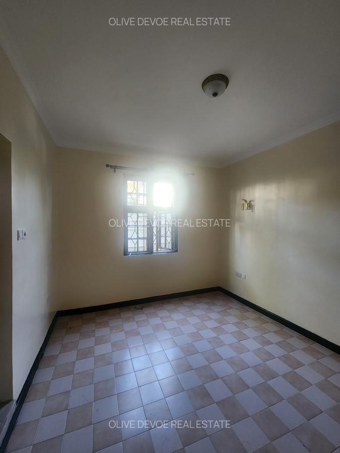 4 Bed House with En Suite in Karen - 18