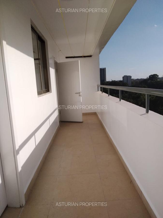 4 Bed Apartment with En Suite in Lavington - 20