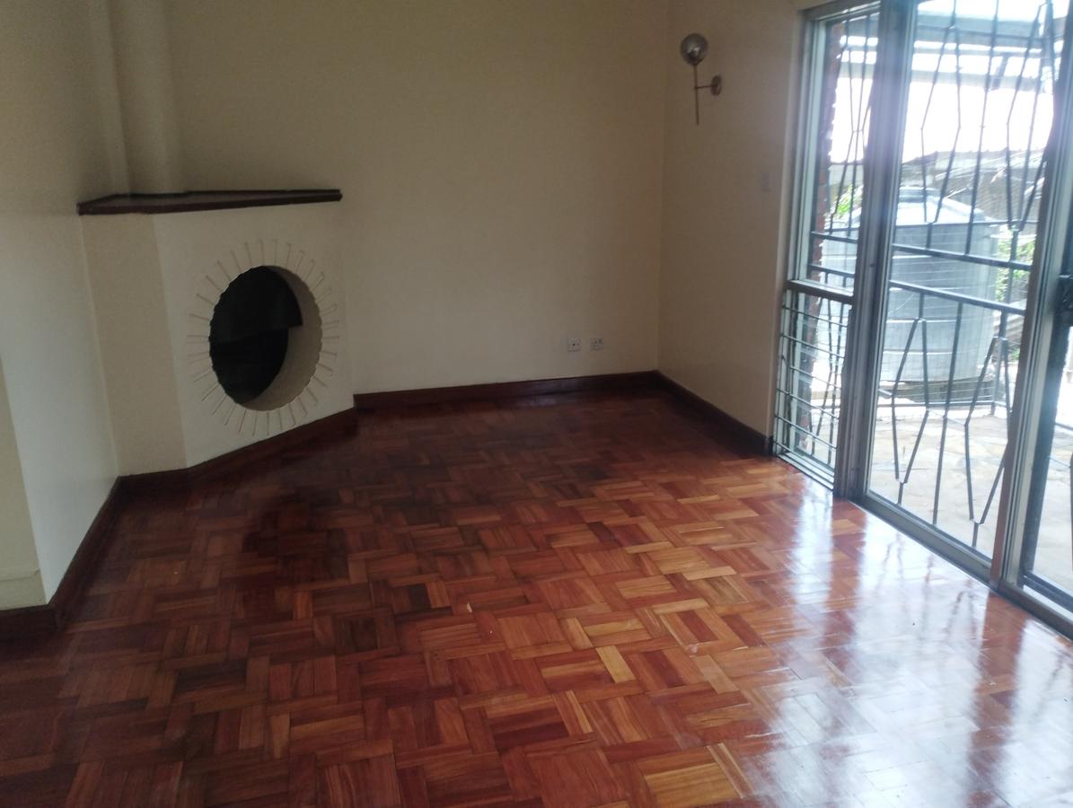 3 Bed Apartment with En Suite in Upper Hill - 18