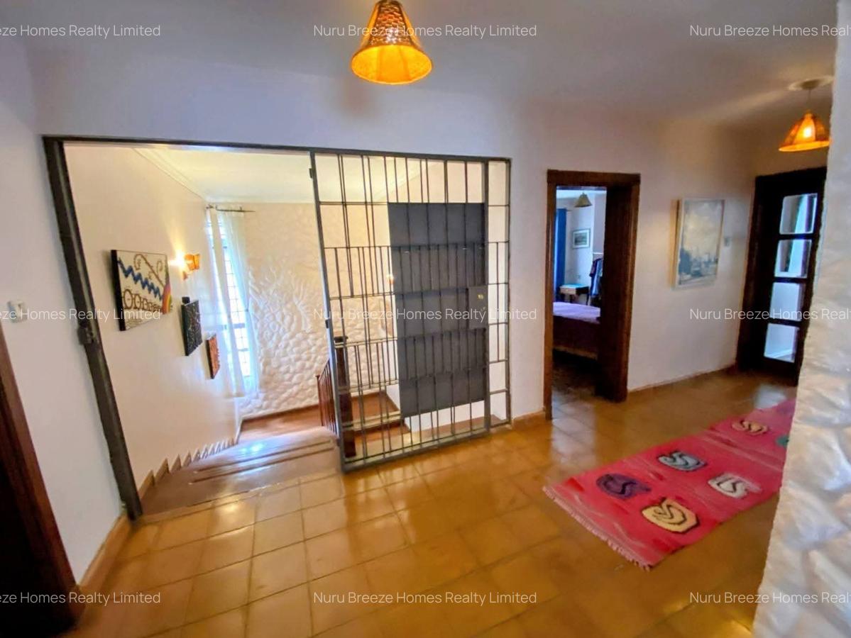 4 Bed Townhouse with En Suite in Spring Valley - 7