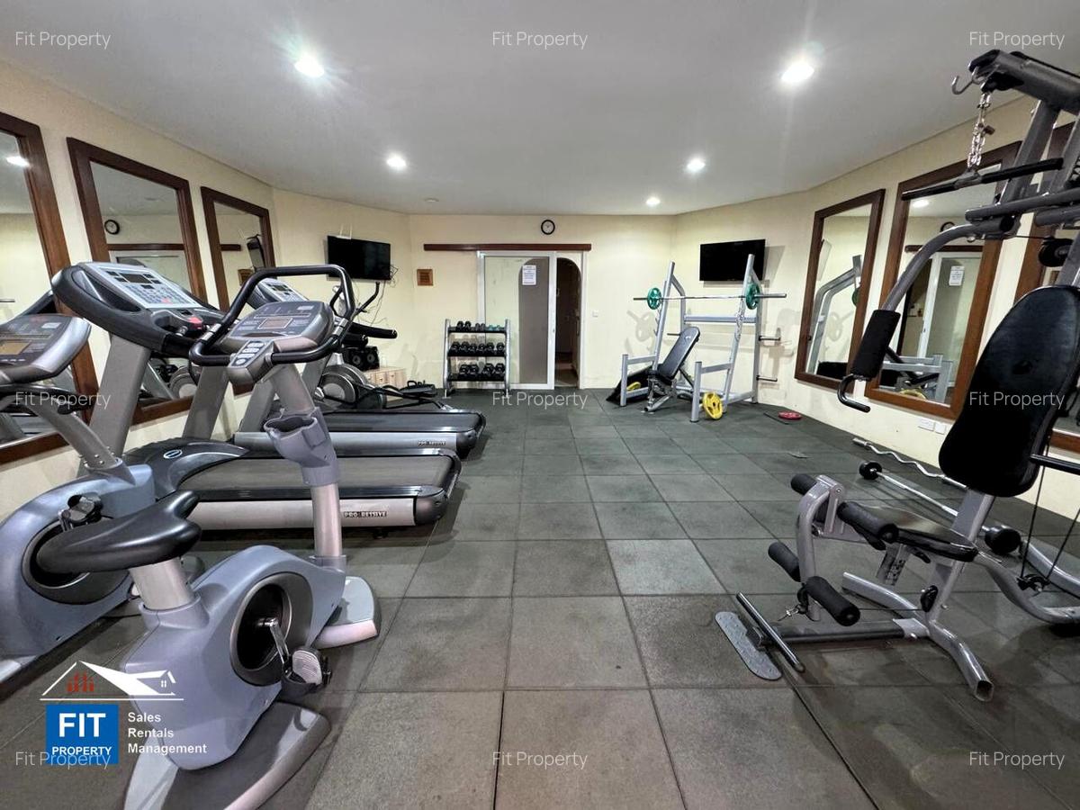 3 Bed Apartment with En Suite in Parklands - 18