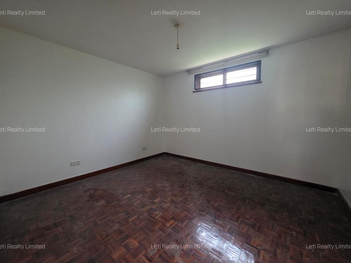 5 Bed Townhouse with En Suite in Kileleshwa - 10
