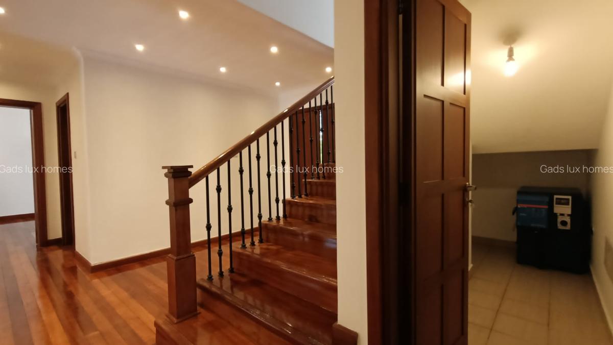 4 Bed Villa with En Suite at Kaputei - 5