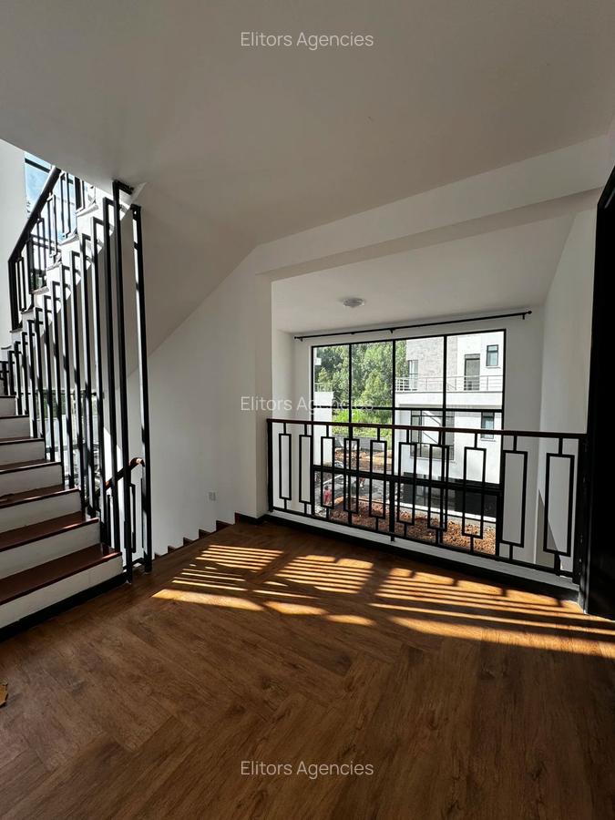 5 Bed Townhouse with En Suite at Kirawa Road - 13