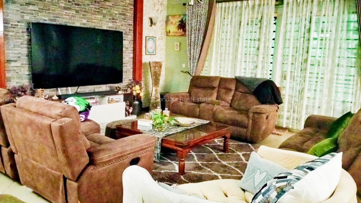 4 Bed Apartment with En Suite in Parklands - 2